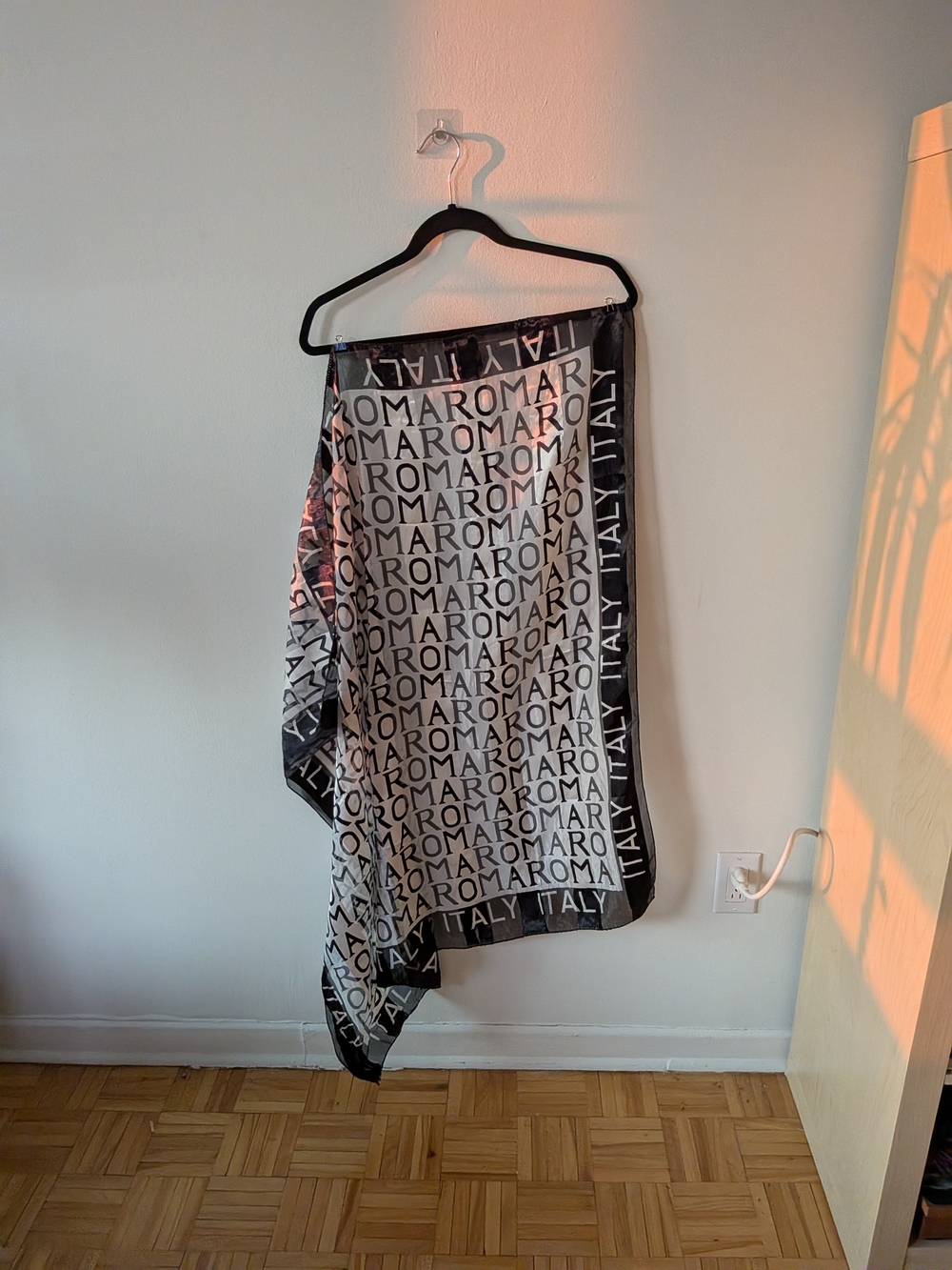 Vintage "Roma Italy" Black & White Square Souvenir Scarf